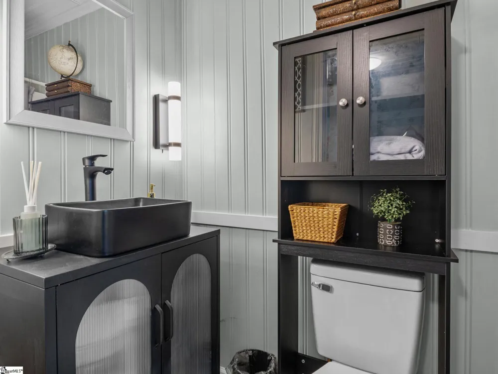 2728 Compton Bridge Road Campobello, SC 29322