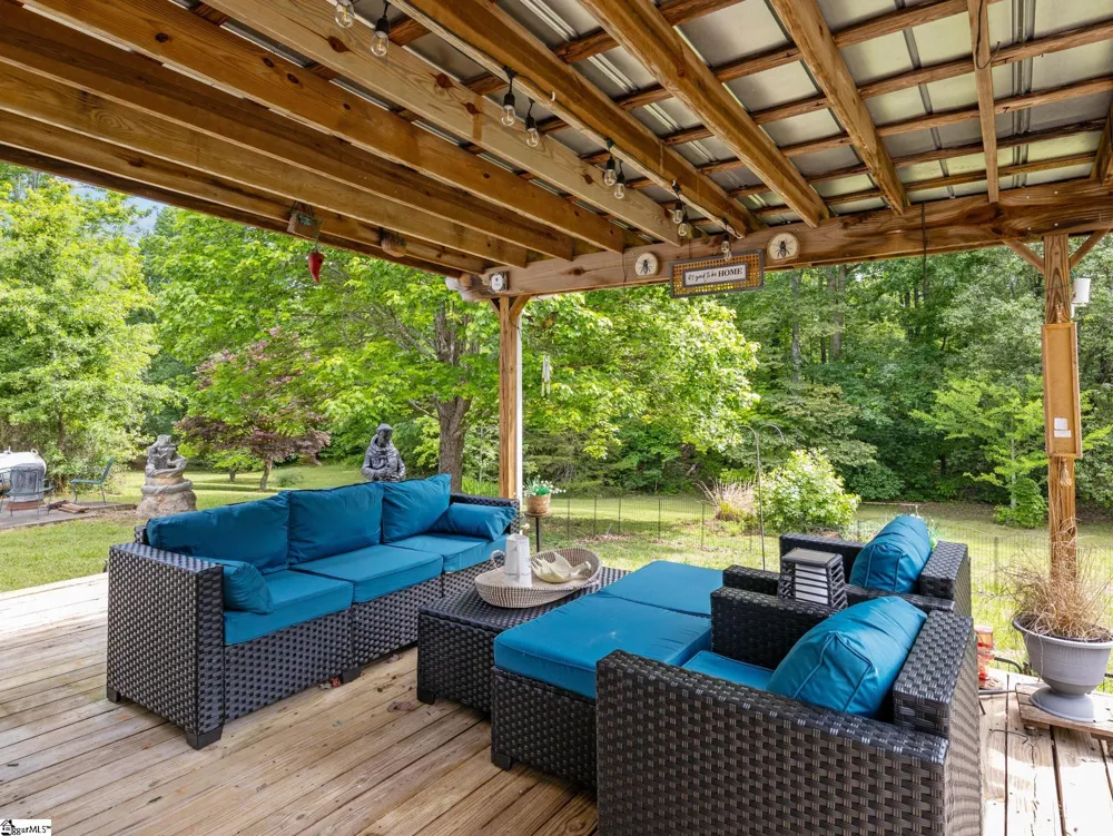 2728 Compton Bridge Road Campobello, SC 29322