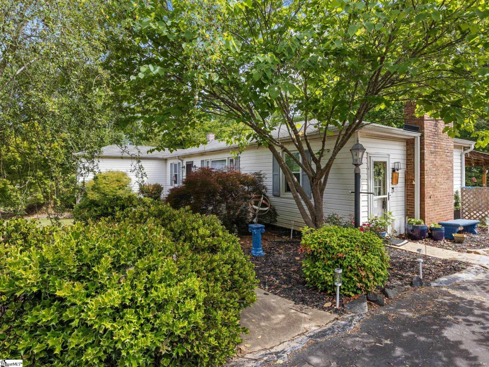 2728 Compton Bridge Road Campobello, SC 29322