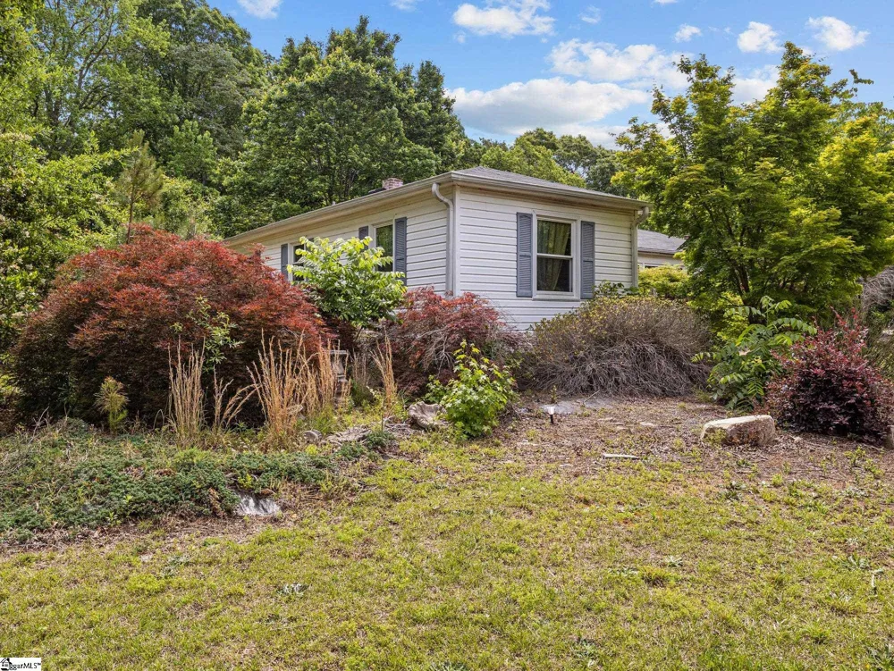 2728 Compton Bridge Road Campobello, SC 29322