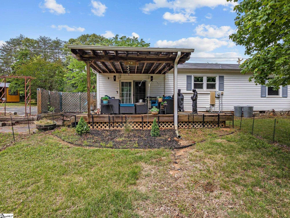 2728 Compton Bridge Road Campobello, SC 29322