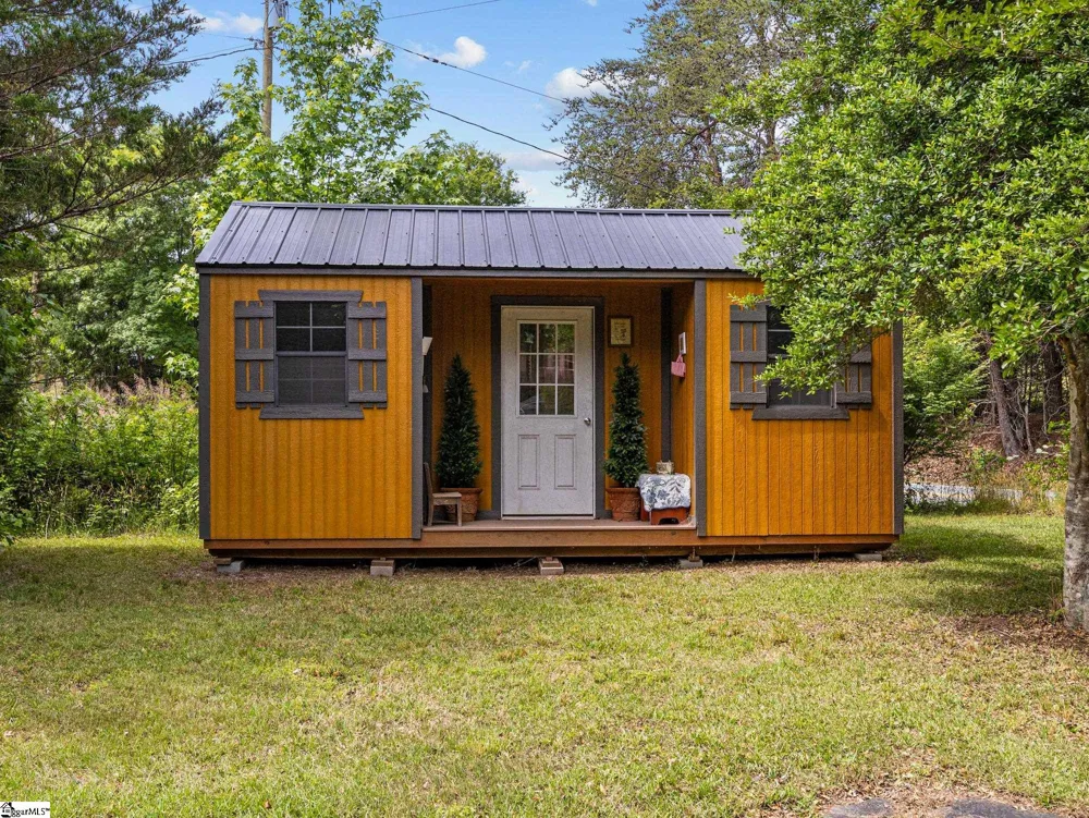 2728 Compton Bridge Road Campobello, SC 29322