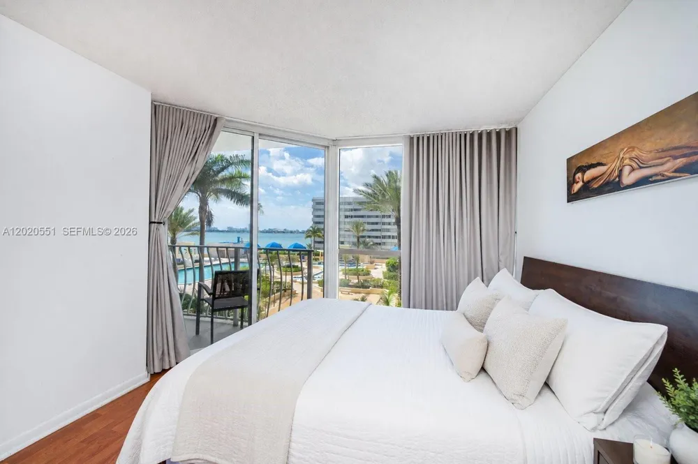 7601 E Treasure Dr #623 North Bay Village, FL 33141