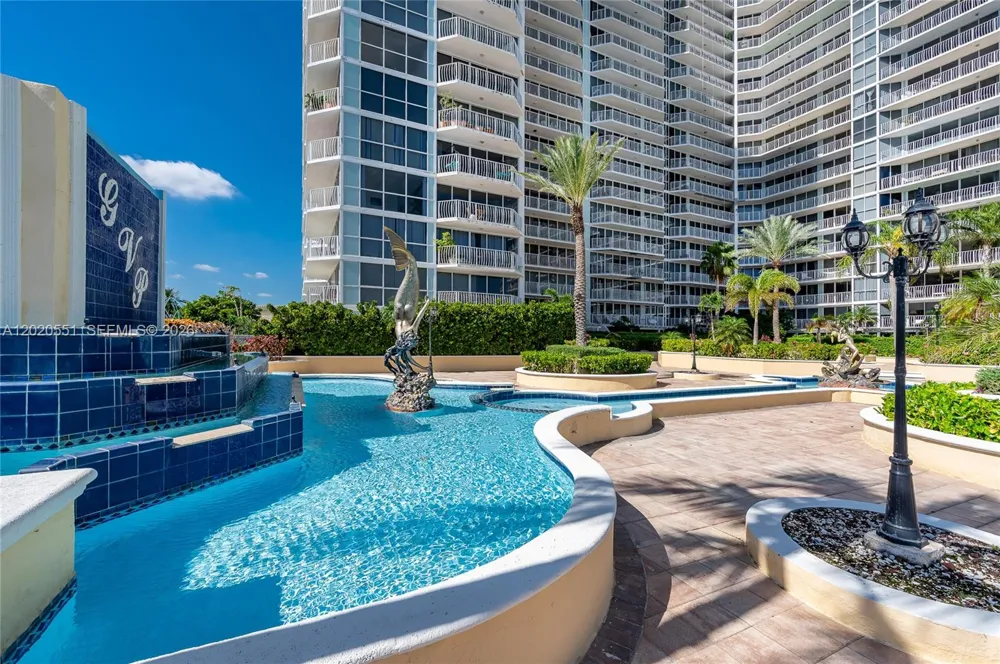 7601 E Treasure Dr #623 North Bay Village, FL 33141