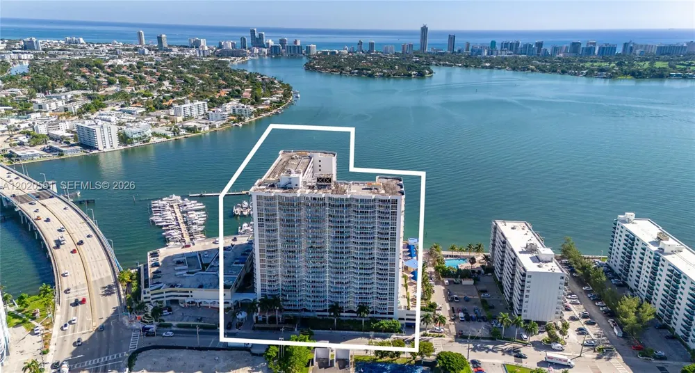 7601 E Treasure Dr #623 North Bay Village, FL 33141