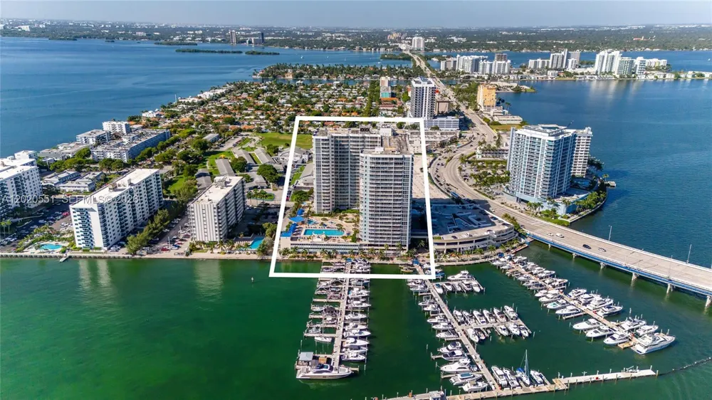 7601 E Treasure Dr #623 North Bay Village, FL 33141