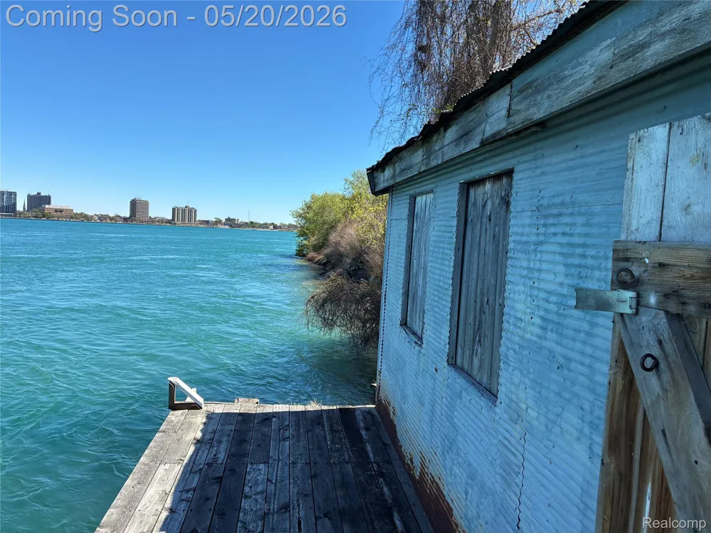 804 Merchant Street Port Huron City, MI 48060