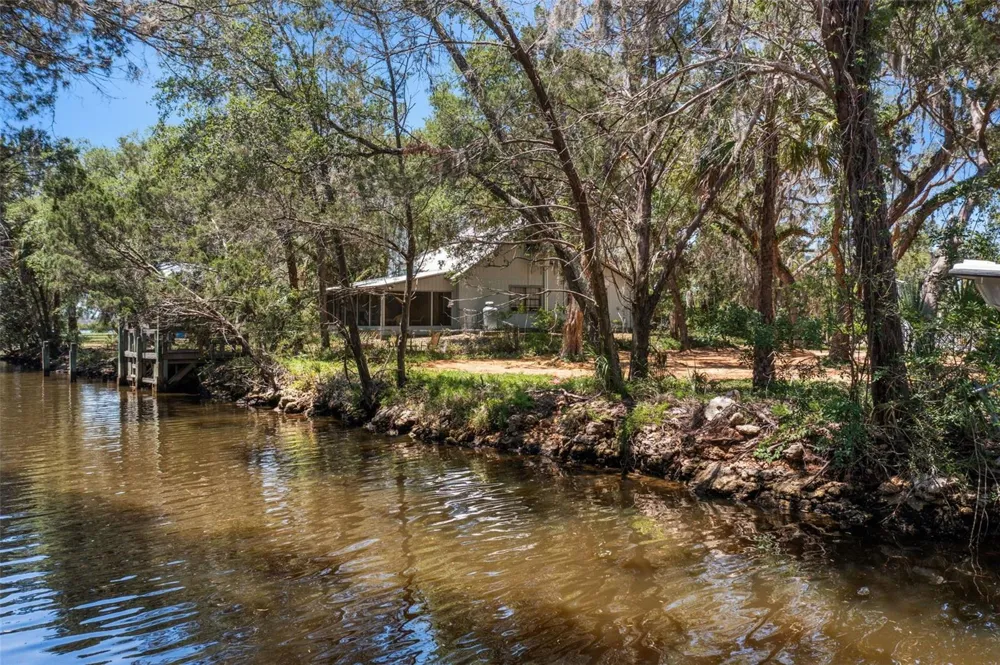 6845 S MASON CREEK ROAD Homosassa, FL 34448