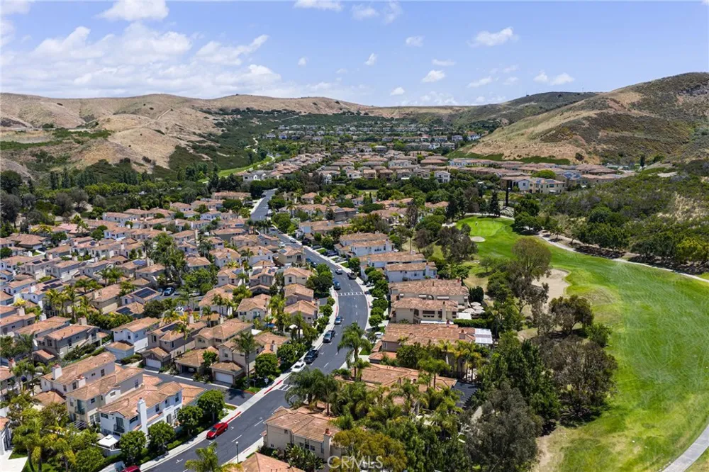 27831 Paseo Del Sol San Juan Capistrano, CA 92675