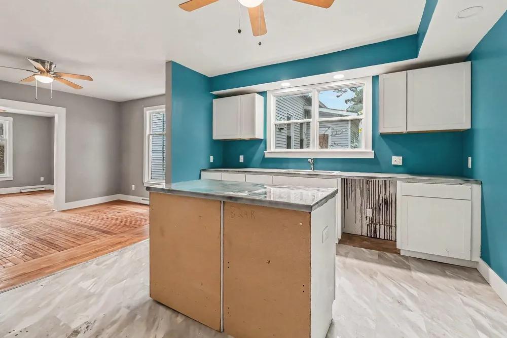 280 6th Avenue Manistee City, MI 49660