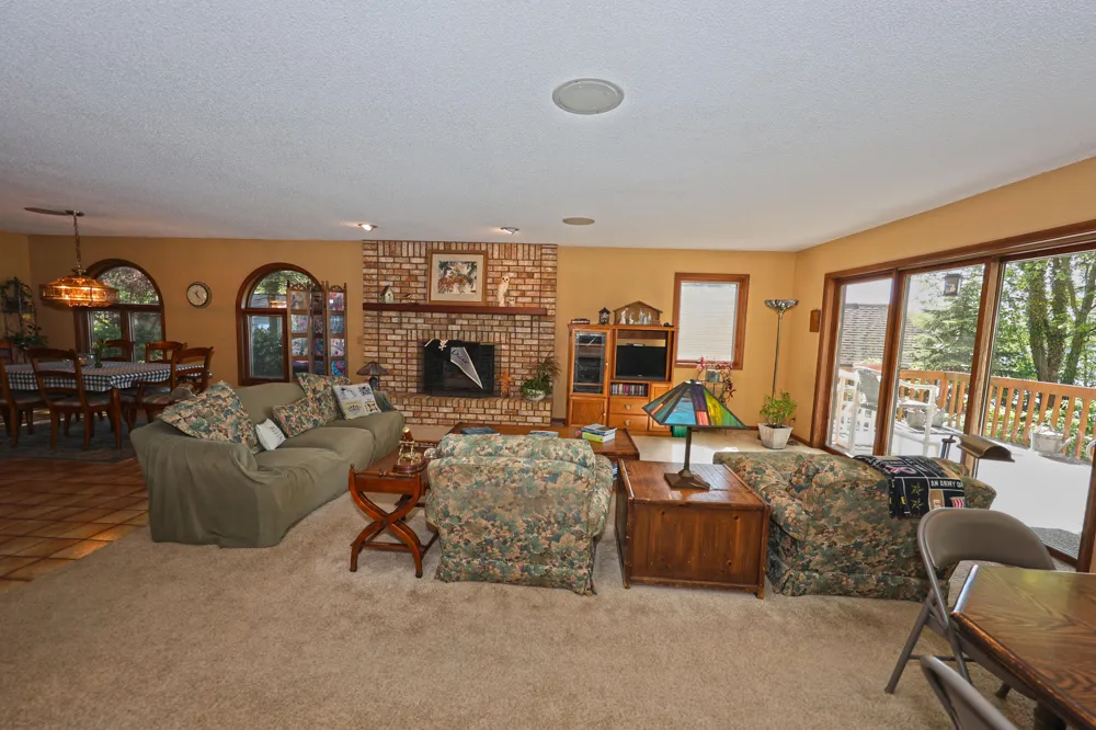 94579 County Road 690 Keeler Township, MI 49047