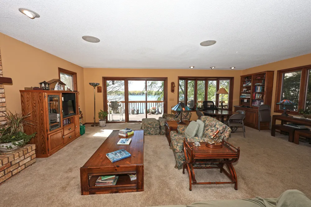 94579 County Road 690 Keeler Township, MI 49047