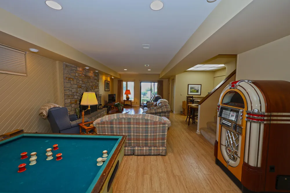 94579 County Road 690 Keeler Township, MI 49047