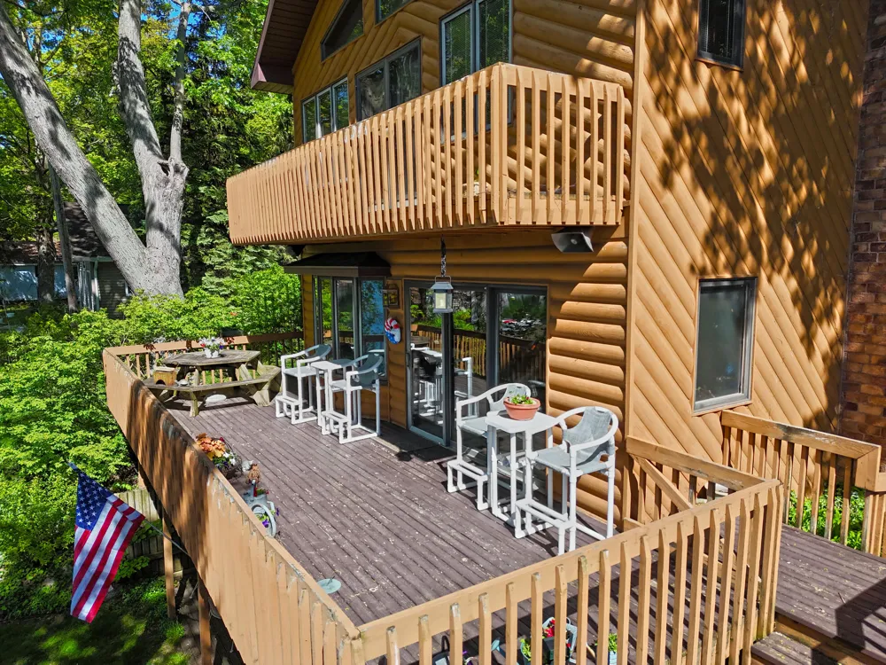 94579 County Road 690 Keeler Township, MI 49047