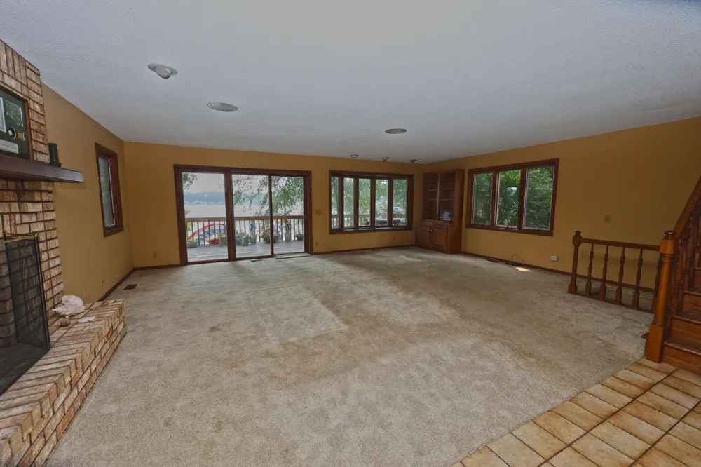 94579 County Road 690 Keeler Township, MI 49047