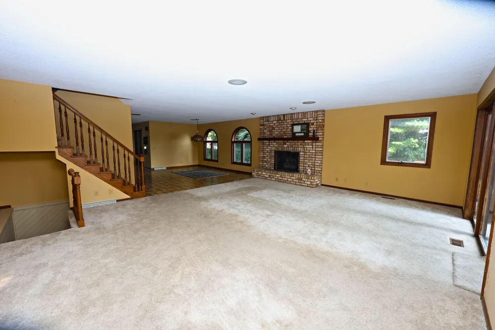 94579 County Road 690 Keeler Township, MI 49047