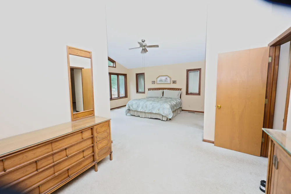 94579 County Road 690 Keeler Township, MI 49047