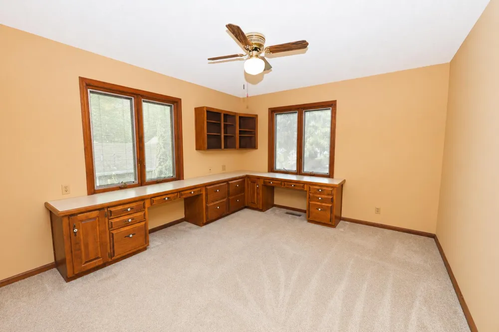 94579 County Road 690 Keeler Township, MI 49047