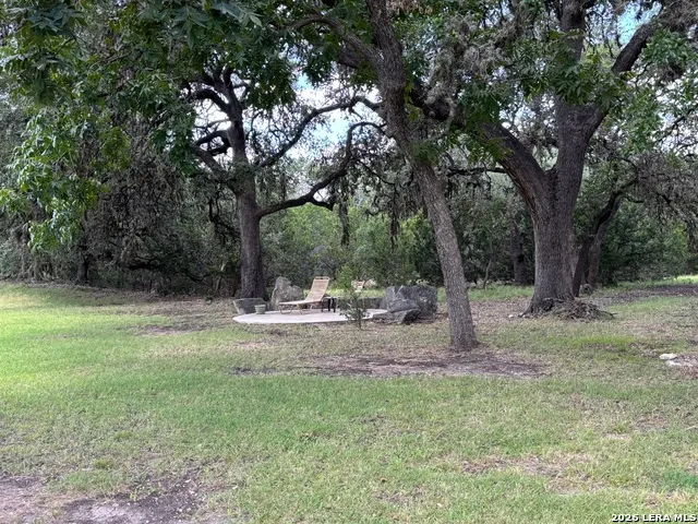 416 CATTAIL RD Leakey, TX 78873