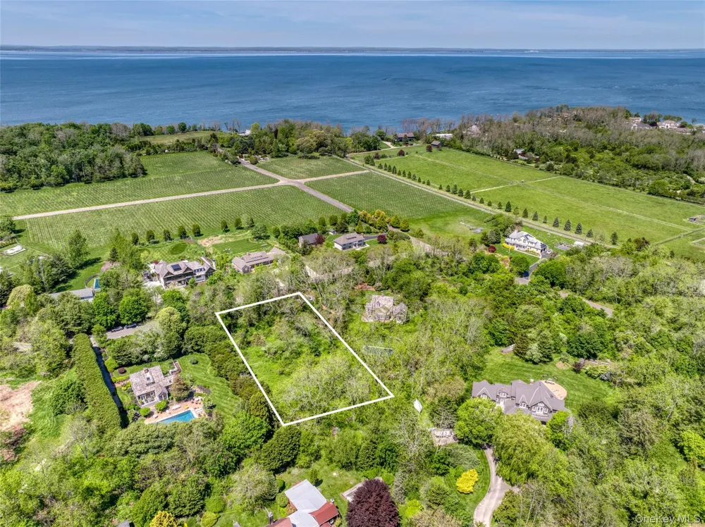 405 Hillcrest Drive Orient, NY 11957