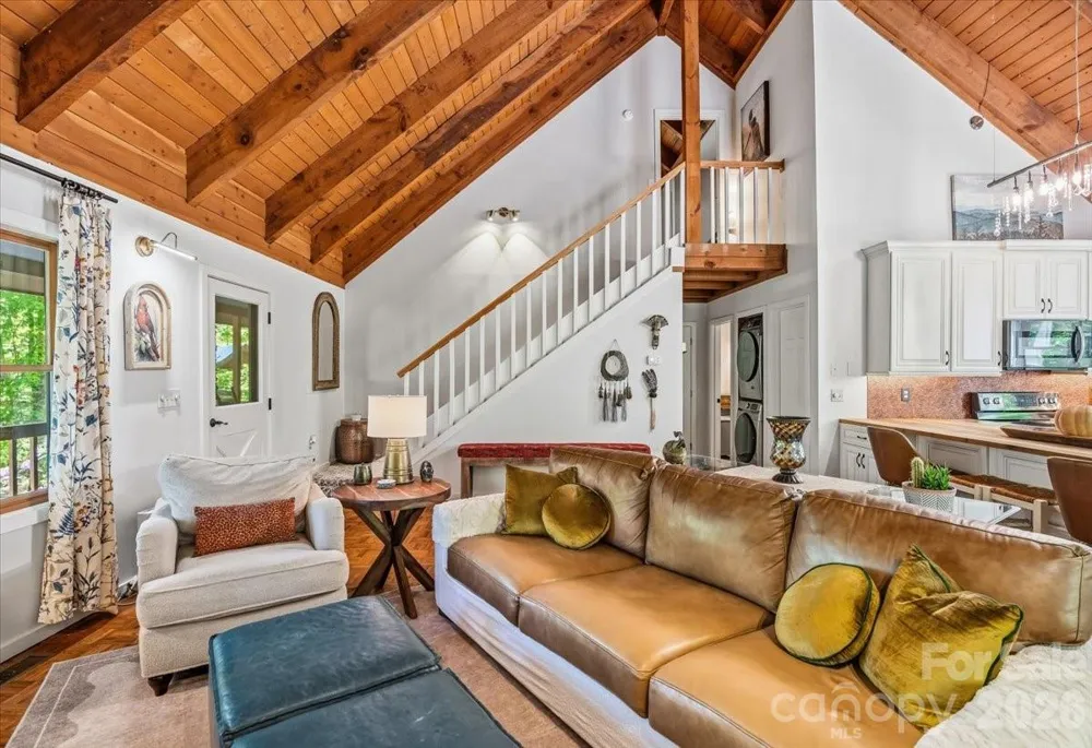 61 Greer Way Mars Hill, NC 28754