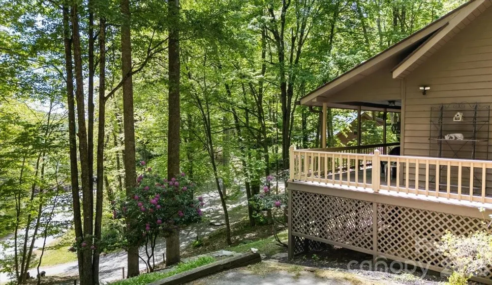 61 Greer Way Mars Hill, NC 28754