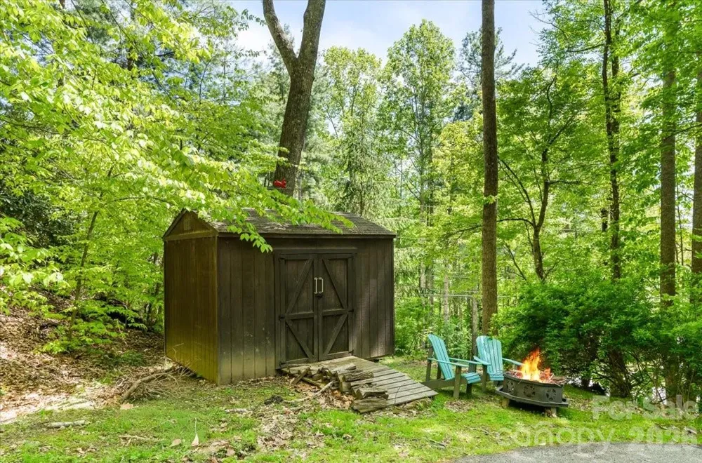 61 Greer Way Mars Hill, NC 28754