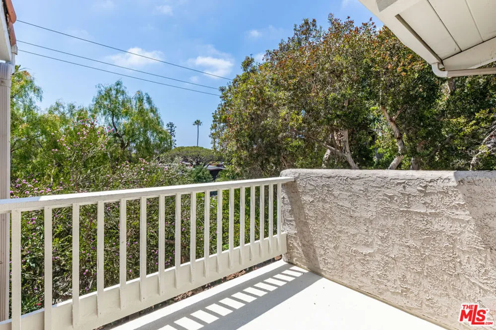 28368 Rey De Copas Lane Malibu, CA 90265