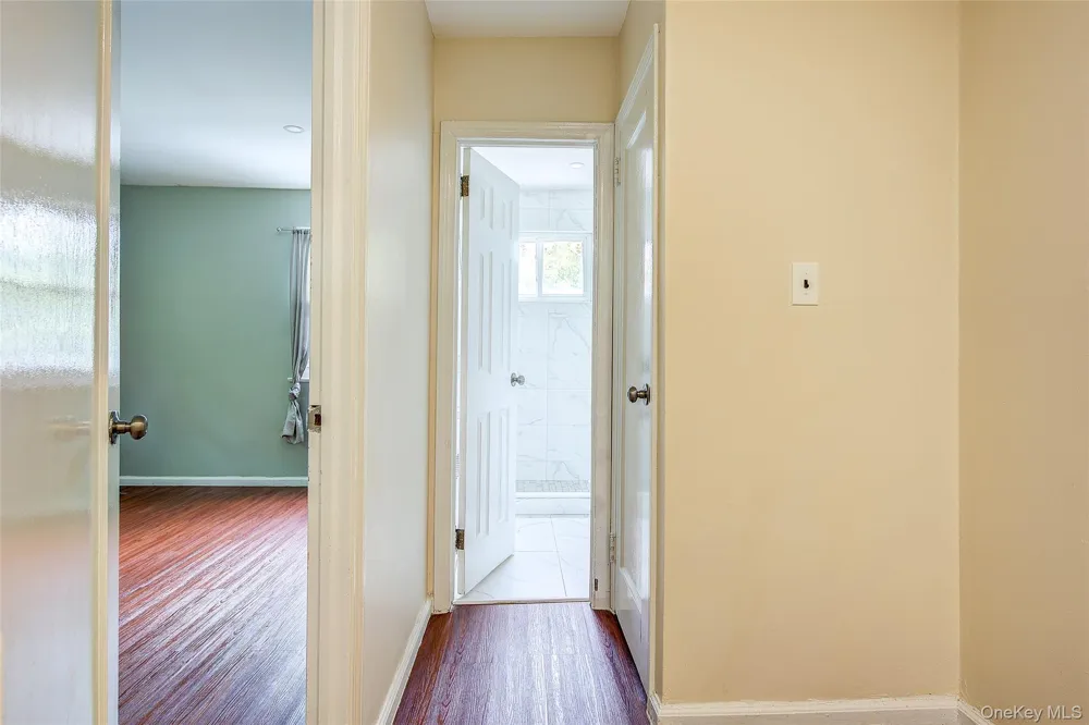 164-38 76th Road Fresh Meadows, NY 11366