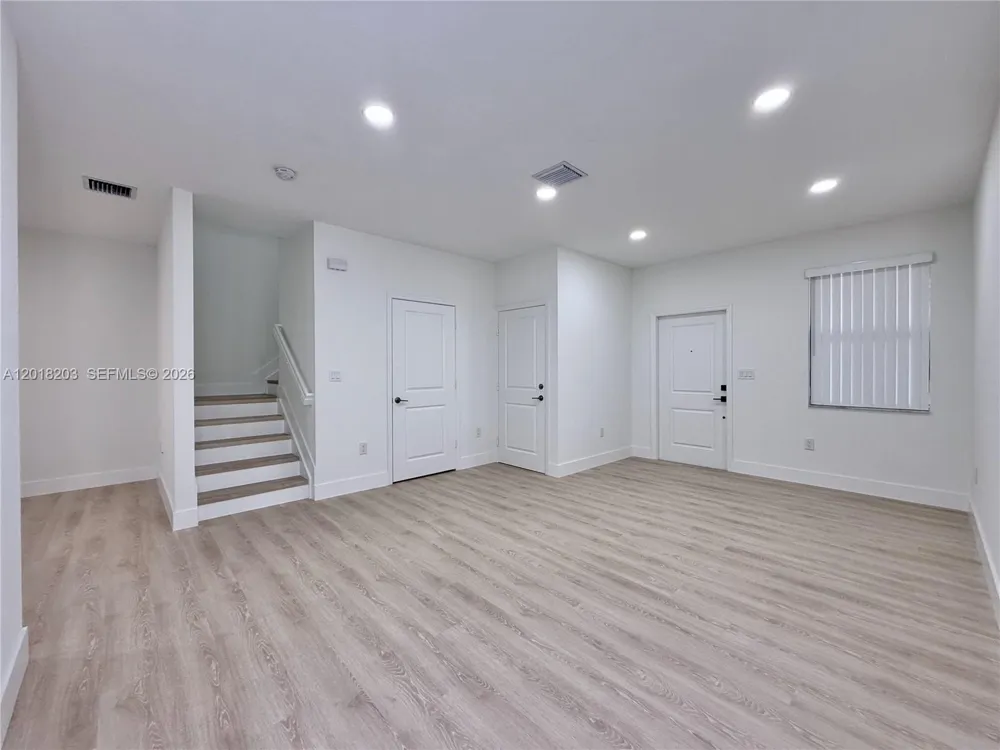 5408 SW 14th Ct North Lauderdale, FL 33068
