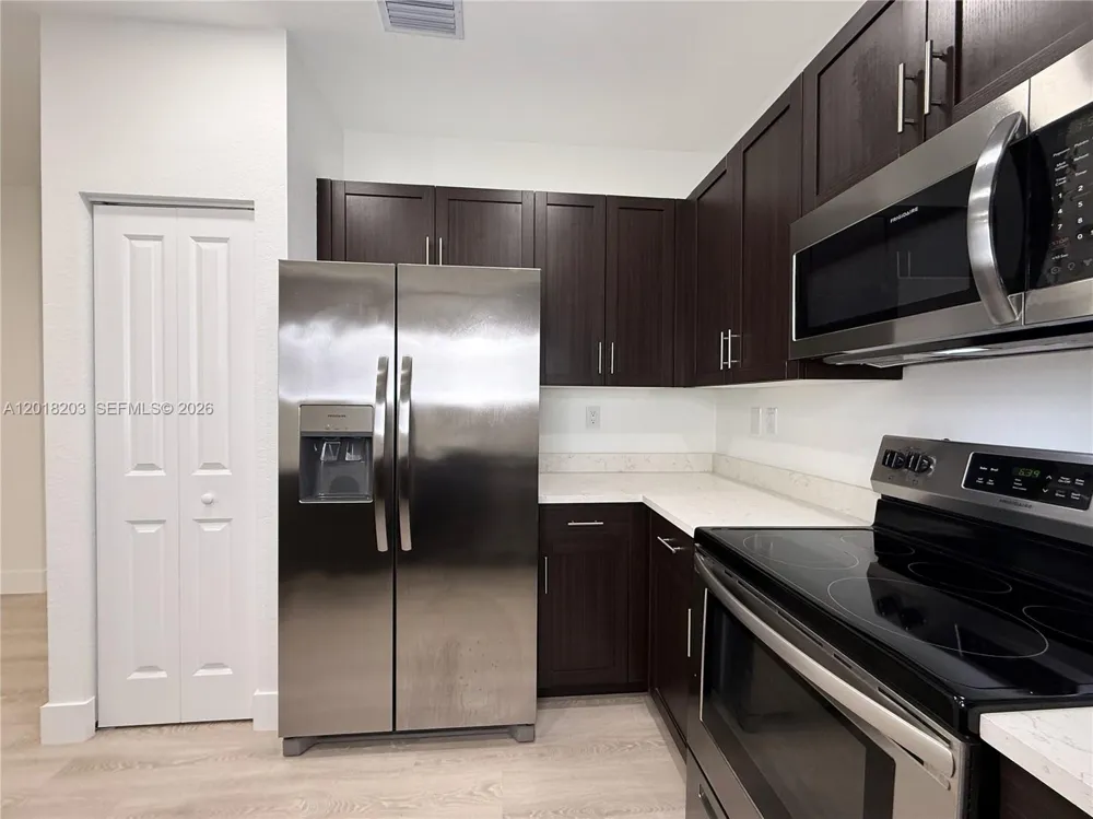 5408 SW 14th Ct North Lauderdale, FL 33068