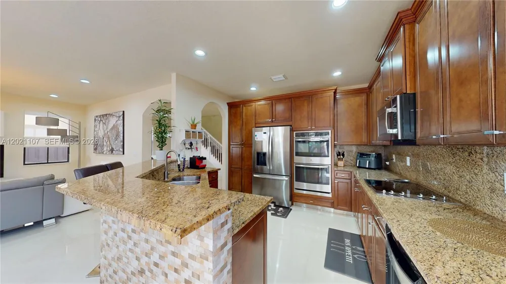 8610 NW 101st Pl Doral, FL 33178