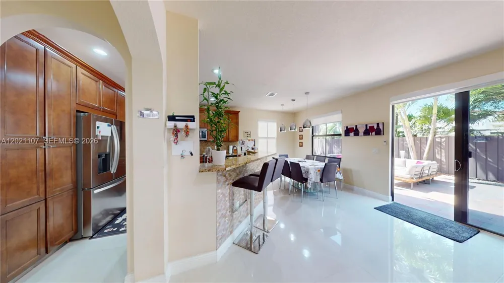 8610 NW 101st Pl Doral, FL 33178