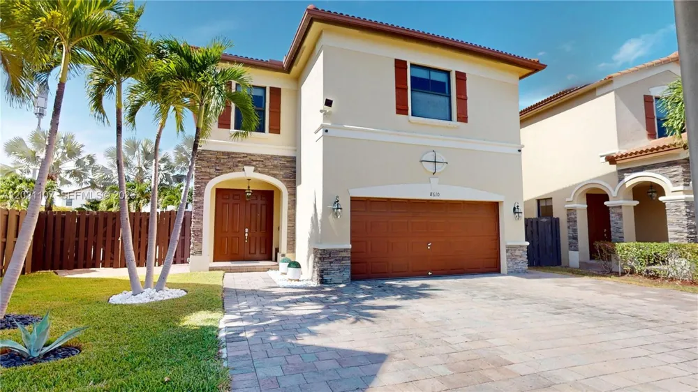 8610 NW 101st Pl Doral, FL 33178