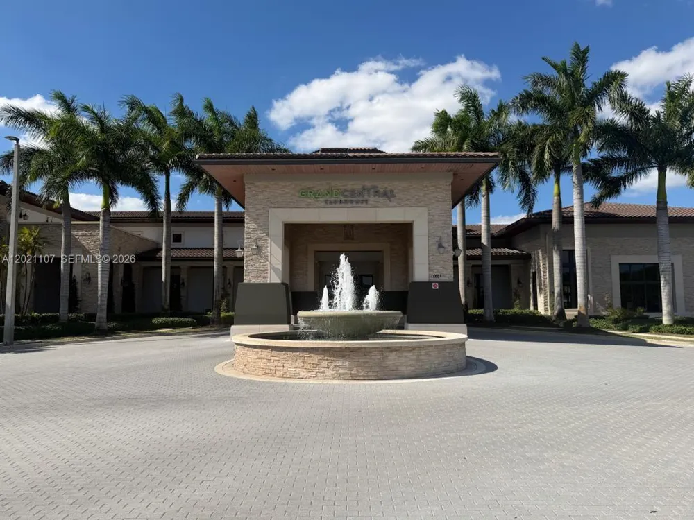 8610 NW 101st Pl Doral, FL 33178