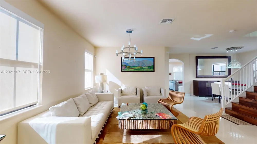 8610 NW 101st Pl Doral, FL 33178