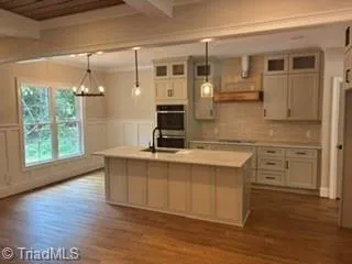7554 Whisper Hollow Lane Lewisville, NC 27023