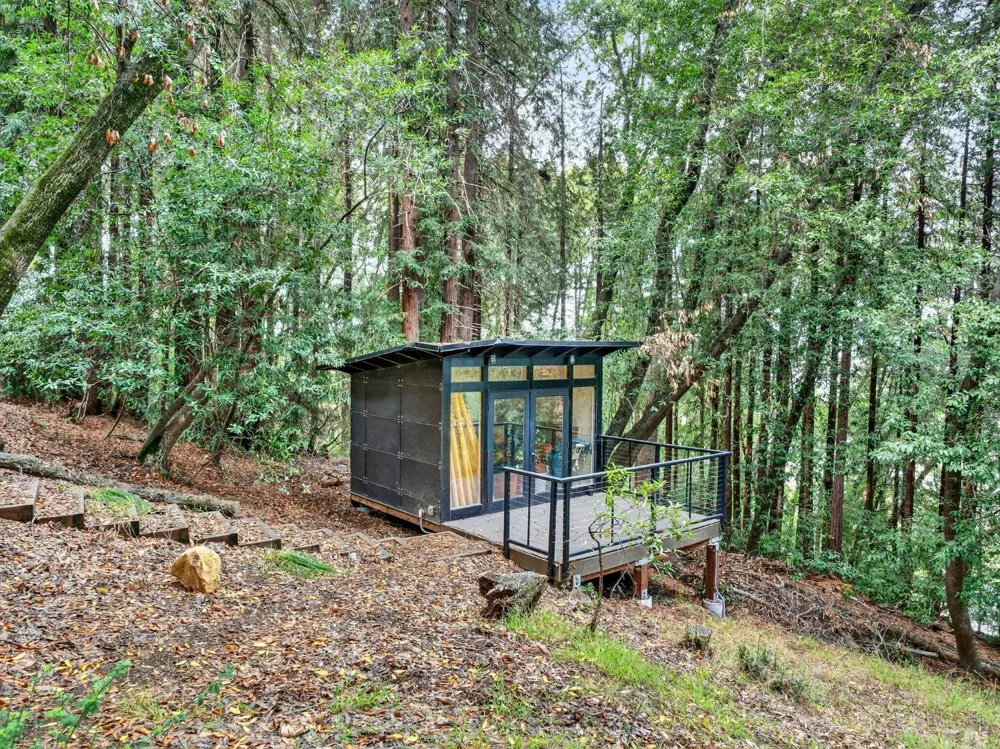 31 Red Rock Way San Rafael, CA 94903