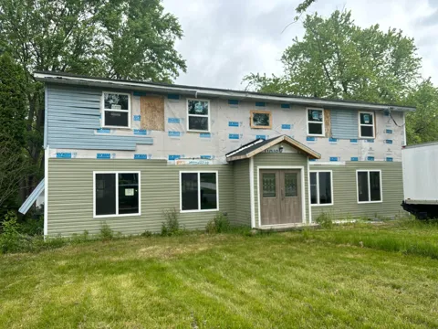 7316 W 140th Place