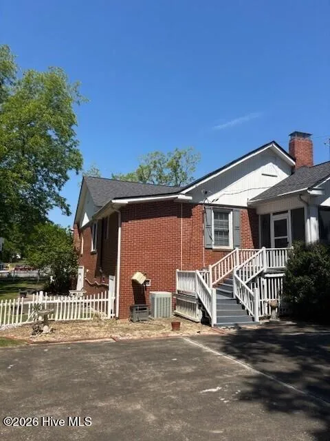 228 E Main Street Gibson, GA 30810