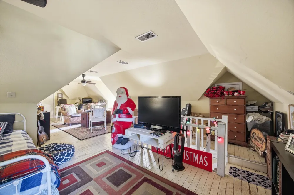 226 Lee Avenue Chickamauga, GA 30707