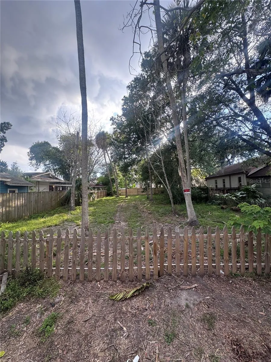 7421 CHAPEL AVENUE New Port Richey, FL 34652