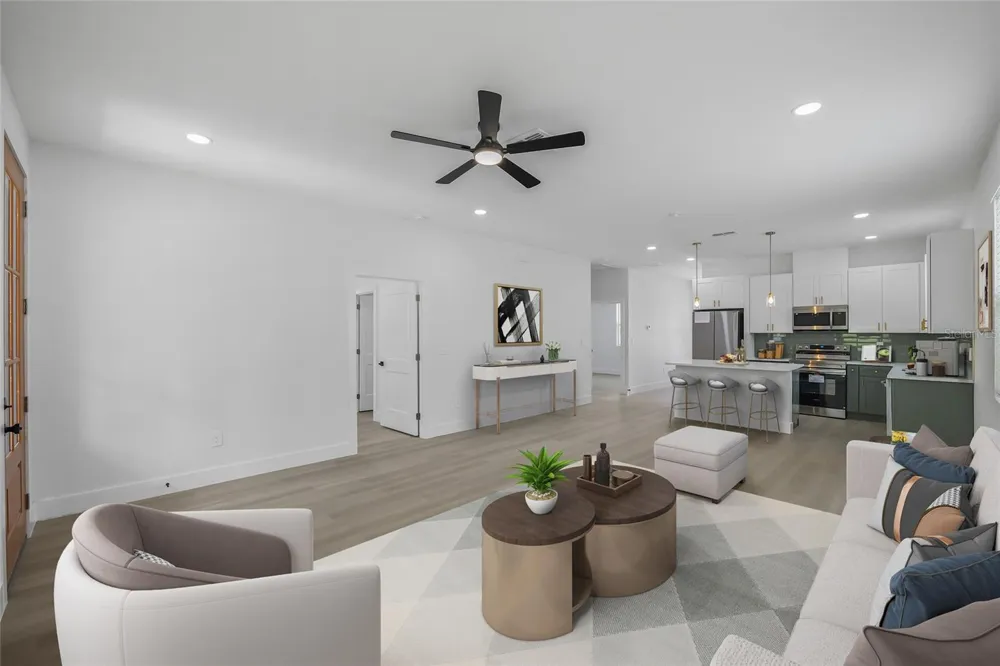 643 W 9TH STREET Lakeland, FL 33805