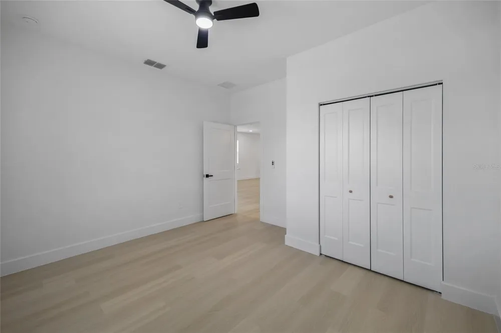 643 W 9TH STREET Lakeland, FL 33805