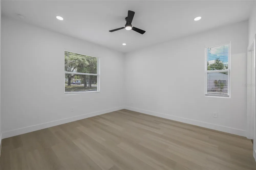 643 W 9TH STREET Lakeland, FL 33805