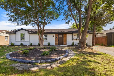 3022 Valwood Parkway