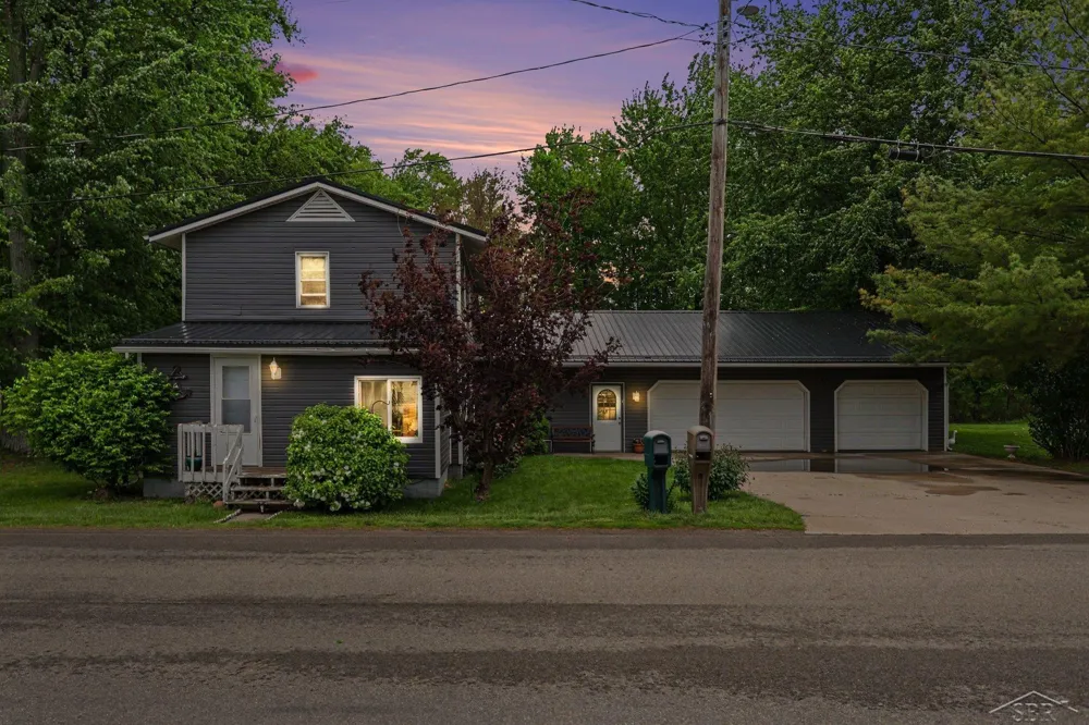 536 Warren Road Ovid Township, MI 49036
