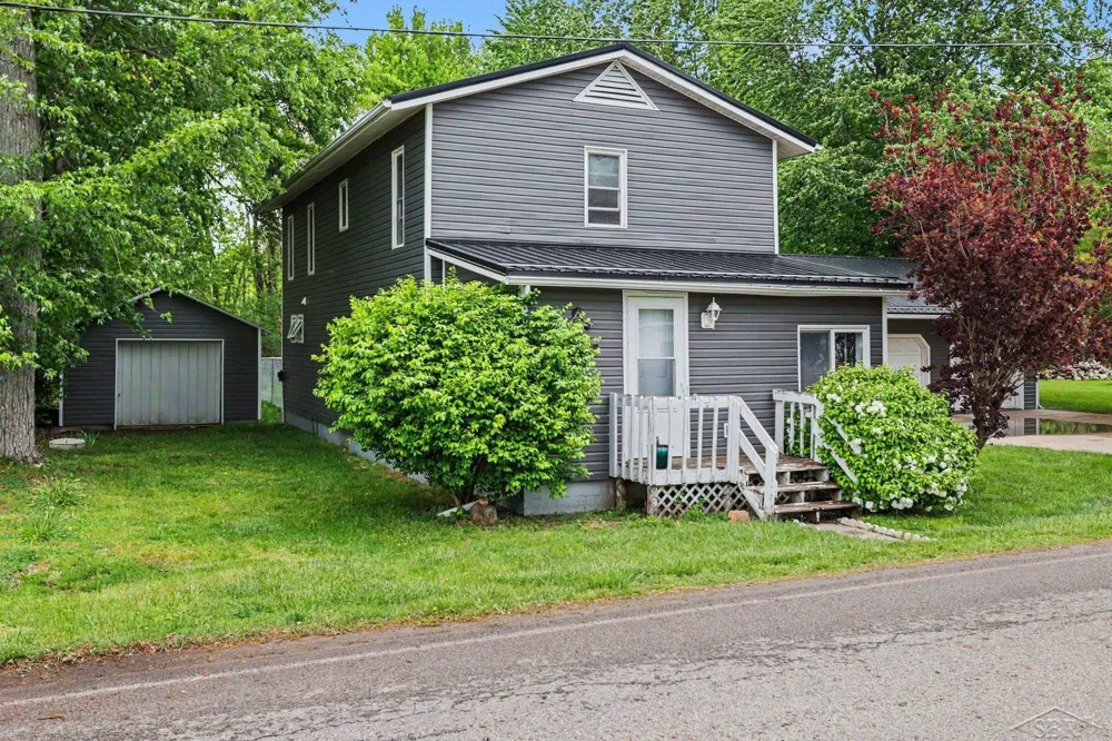 536 Warren Road Ovid Township, MI 49036