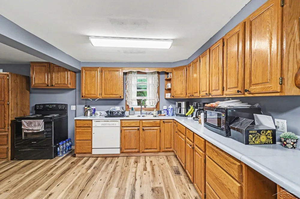 536 Warren Road Ovid Township, MI 49036