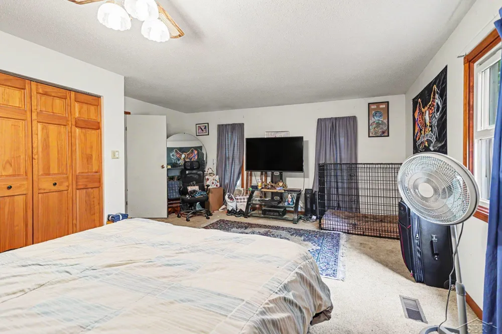 536 Warren Road Ovid Township, MI 49036